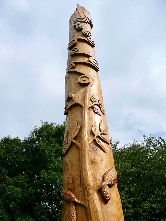 Carved sculpture by Wildchild Designs